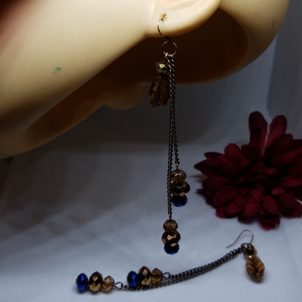 E2504 Faceted Bead Dangle Earrings - Picture 4 of 6